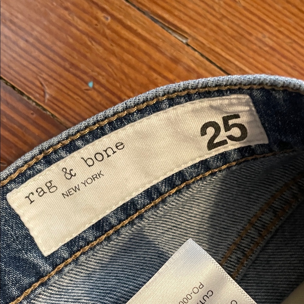 Rag & bone Featherweight Sofie Wide Leg Jeans - Picture 6 of 9